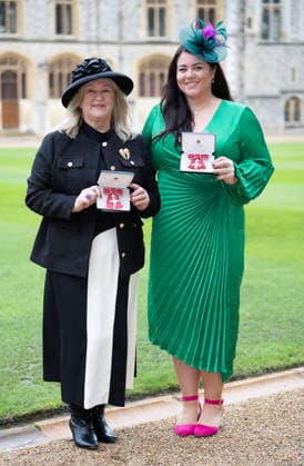 Investiture at Windsor Castle Image Licensed to i-Images Picture Agency. 09 12 2025. Windsor , United Kingdom. Alison Madgin and Carly Barrett with their MBE s after an Investiture at Windsor Castle, United Kingdom., Credit:Stephen Lock i-Images Avalon United Kingdom, Windsor  Copyright: xStephenxLockx xi-Imagesx xAvalonx 1057897159