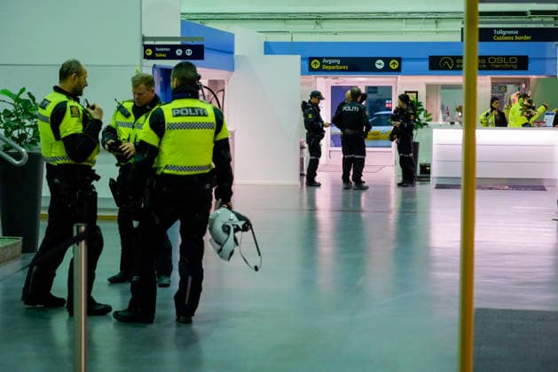 Nobel Peace Prize 2025 Gardemoen 20251209 Police at the GA terminal at Oslo Airport The Venezuelan opposition leader Maria Corina Machado is awarded the prize for her tireless work to secure democratic rights for the people of Venezuela and for her struggle for a just and peaceful transition from dictatorship to  Copyright: xGormxKallestadx xNTBx
