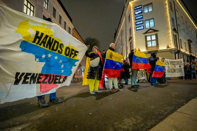 Nobel Peace Prize 2025 Oslo, Norway 20251209 The Latin American groups in Norway protest outside the Nobel Institute in connection with the awarding of the Nobel  Copyright: xLisexAserudxx xNTBx