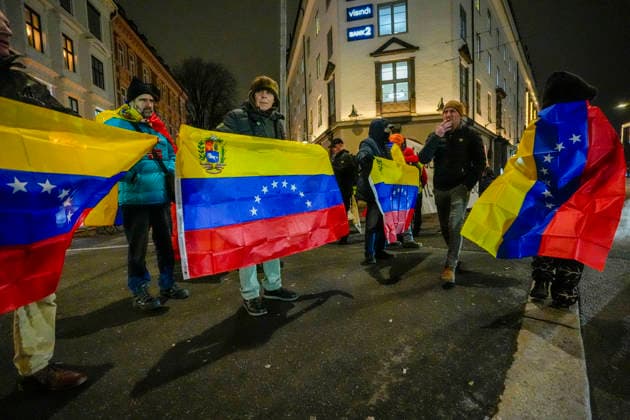 Nobel Peace Prize 2025 Oslo, Norway 20251209 The Latin American groups in Norway protest outside the Nobel Institute in connection with the awarding of the Nobel  Copyright: xLisexAserudxx xNTBx