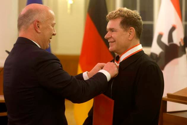 09 12 2025, Musician Peter Plate, retrospective award of the Order of Merit of the State of Berlin in the Rotes Rathaus in Berlin by Kai Wegner, Governing Mayor, Berlin Germany, Germany