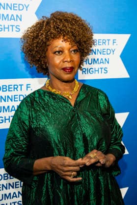 December 9, 2025, New York, New York, USA: Alfre Woodard attends The Robert F. Kennedy Ripple of Hope Awards on December 9, 2025 in New York, NY New York USA - ZUMAb230 20251209_znp_b230_019 Copyright: xLauraxBrettx