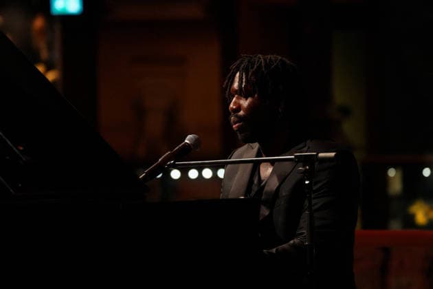 Tony Njoku Kering Evening Event A Night at the Museum at the National Museum of Natural History in Paris on december 9th 2025 Anne Sophie Guebey Bestimage Kering Evening Event A Night at the Museum at the National Museum of Natural History in Paris on december 9th 2025 Paris France  Copyright: xAnne-SophiexGuebeyx xBestimagexAnne-SophiexGuebeyx xBestimagex