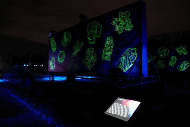 Illustration Exposition Lumières de la Nature au Jardin des Plantes à Paris le 9 décembre 2025 Anne Sophie Guebey Bestimage Kering Evening Event A Night at the Museum at the National Museum of Natural History in Paris on december 9th 2025 Paris France  Copyright: xAnne-SophiexGuebeyx xBestimagexAnne-SophiexGuebeyx xBestimagex