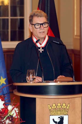 Peter Plate at the retrospective award ceremony for the Order of Merit of the State of Berlin in Berlins Rotes Rathaus, 09 12 2025 Foto:xAgenturxWehnertx xGränzdörferx xFuturexImagex ordensverleihung_5203