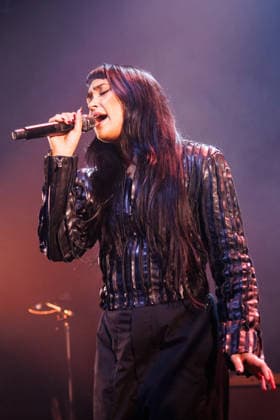 Joy Crookes live in Oslo, Norway Oslo, Norway. 09th, December 2025. The British singer and musician Joy Crookes performs a live concert at Rockefeller in Oslo. Norway, Oslo  Copyright: xGonzalesxPhoto KetilxMartinsenx