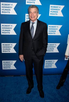 Arrivals for the 2025 Ripple of Hope Gala Featuring: Peter Gallagher Where: New York, New York, United States When: 09 Dec 2025 Credit: Janet Mayer INSTARimages.com EDITORIAL USE ONLY. NOT FOR USE BY NEWSPAPERS BASED IN THE UK. Copyright: xx instar55327939