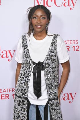 Ayo Edebiri at the world premiere of the movie Ella McCay at the El Capitan Theatre Los Angeles, 09 12 2025 Foto:xD.xStarbuckx xFuturexImagex ella_5317