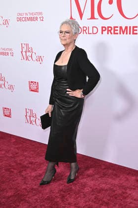 Jamie Lee Curtis at the world premiere of the movie Ella McCay at the El Capitan Theatre Los Angeles, 09 12 2025 Foto:xD.xStarbuckx xFuturexImagex ella_5335