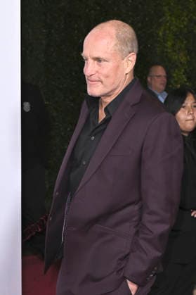 Woody Harrelson at the world premiere of the movie Ella McCay at the El Capitan Theatre Los Angeles, 09 12 2025 Foto:xD.xStarbuckx xFuturexImagex ella_5340