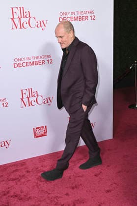 Woody Harrelson at the world premiere of the movie Ella McCay at the El Capitan Theatre Los Angeles, 09 12 2025 Foto:xD.xStarbuckx xFuturexImagex ella_5341