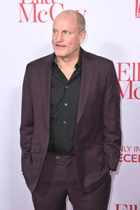 Woody Harrelson at the world premiere of the movie Ella McCay at the El Capitan Theatre Los Angeles, 09 12 2025 Foto:xD.xStarbuckx xFuturexImagex ella_5350