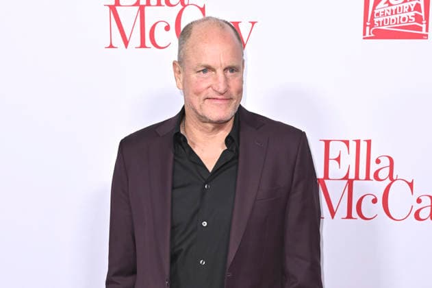 Woody Harrelson at the world premiere of the movie Ella McCay at the El Capitan Theatre Los Angeles, 09 12 2025 Foto:xD.xStarbuckx xFuturexImagex ella_5352