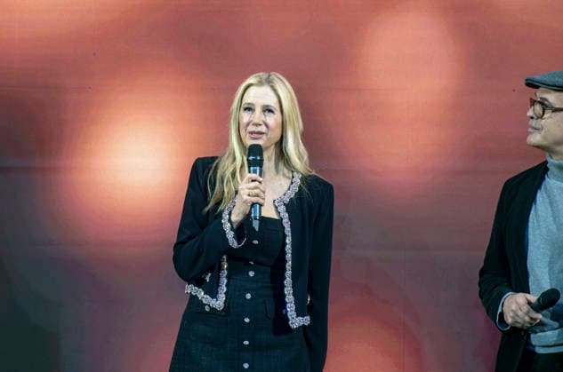 The Magician Pop holds a press conference in Barcelona surrounded by Hollywood stars Mira Sorvino during the press conference of The Magician Pop held at the Teatre Victòria, on December 10, 2025, in Barcelona Spain FAMOUS MAGIC MAGIC ACTOR ACTRESS HOLLYWOOD Barcelona Barcelona Barcelona Spain  Copyright: xDavidxOllerx 7160805