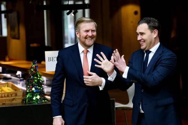 Den Haag, The Netherlands, 2025-12-10 08:56:02 THE HAGUE, 10-12-2025, Ministry of Finance. King Willem-Alexander, accompanied by the Minister of Finance, Eelco Heinen, is on a working visit to the Ministry of Finance s General Treasury Agency in The Hague. PHOTO: NLBeeld Patrick van Emst Credit: NL Beeld Patrick van Emst  Copyright: xx x