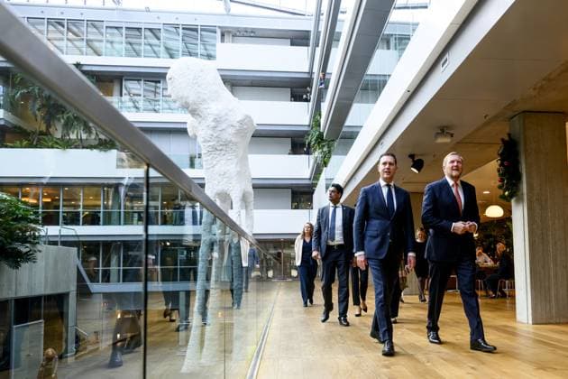 Den Haag, The Netherlands, 2025-12-10 08:55:43 THE HAGUE, 10-12-2025, Ministry of Finance. King Willem-Alexander, accompanied by the Minister of Finance, Eelco Heinen, is on a working visit to the Ministry of Finance s General Treasury Agency in The Hague. PHOTO: NLBeeld Patrick van Emst Credit: NL Beeld Patrick van Emst  Copyright: xx x