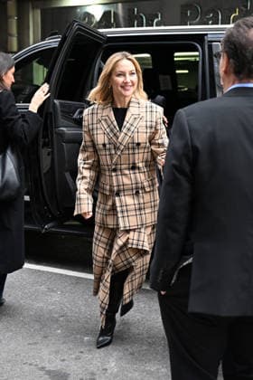 Kate Hudson arriving at the Robin Williams theater for a movie screening, New York Featuring: Kate Hudson Where: New York City, New York, United States When: 10 Dec 2025 Credit: Elder Ordonez INSTARimages EDITORIAL USE ONLY. NOT FOR USE BY NEWSPAPERS BASED IN THE UK. Copyright: xx instar55330106