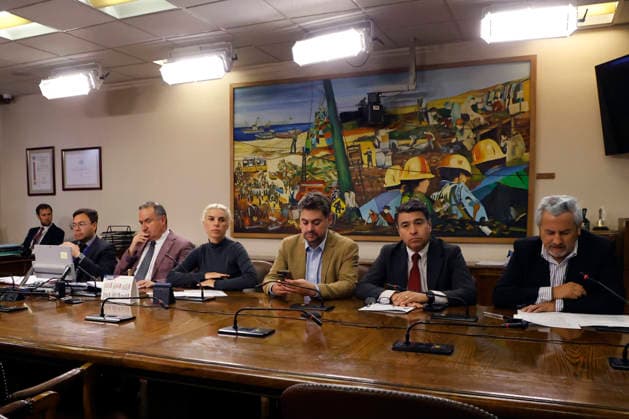 Valparaiso, December 10, 2025 Constitutional Accusation Commission Diego Simpertigue Sebastian Cisternas Aton Chile, Valparaiso Chile Aton 1110879  Copyright: SEBASTIANxCISTERNAS xATONxCHILE
