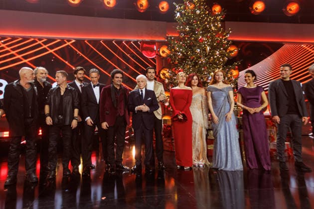 Donations Gala 31 Jose Carreras Gala Björn Both Santiano , Hans Timm Hinrichsen Santiano , Axel Stosberg Santiano , Alvaro Soler, Sven Lohrig, Rolando Villazon, Jose Carreras, Jonathan Tetelman, Stephanie Müller Spirra, Sophia Thiel, Barbara Meier, Maja Weber and Felix Brych at the 31 Jose Carreras Gala at Mediacity Leipzig on 10 12 2025 Copyright: xEventpressxKochanx