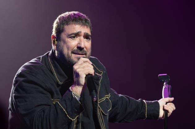 Antonio Orozco performs in Madrid, Spain - 10 Dec 2025 Singer Antonio Orozco performs during a concert at the Movistar Arena. Madrid Spain Copyright: xAtilanoxGarciax xSOPAxImagesx photo02821