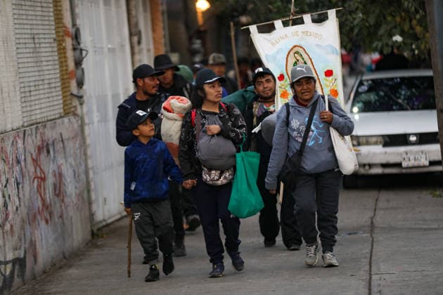 Devotees to the Virgin of Guadalupe continue their journey along the Ignacio Zaragoza Causeway towards the Basilica of Guadalupe, to celebrate the Virgin of Guadalupe s day. on December 10, 2025 in Mexico City, Mexico. Mexico City Mexico - ZUMAe321 20251210_zia_e321_048 Copyright: xIanxRoblesx