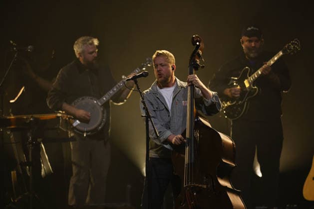 Mumford and Sons at The O2 Arena on their Rushmere Tour 10th December 2025 Ted Dwane of Mumford and Sons at The O2 Arena, London United Kingdom on their Rushmere Tour 10th December 2025, Credit:Ray Hill Avalon  Copyright: xRayxHillx xAvalonx 1058272951
