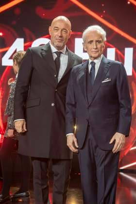 ABBleipzig The Count Unheilig and Jose Carreras on stage Participants Guest at the 31 Jose Carreras Gala in the Media City Leipzig, on 10 12 25 Saxony Germany