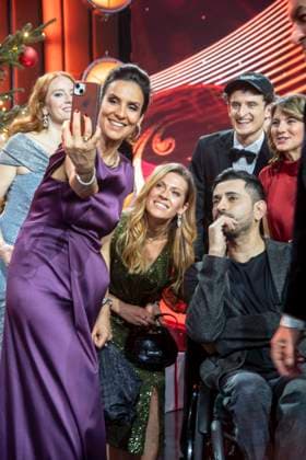 ABBleipzig Maja Weber, Nele Kiper, Tan Caglar, Julian Janssen and Luise Bähr Baer on stage Participants Guest at the 31 Jose Carreras Gala in the Media City Leipzig, on 10 12 25 Saxony Germany