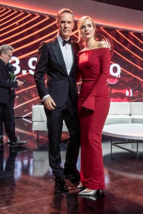 ABBleipzig Sven Lorig and Stephanie Müller Spirra presenters on stage Participants Guest at the 31 Jose Carreras Gala in the Media City Leipzig, on 10 12 25 Saxony Germany