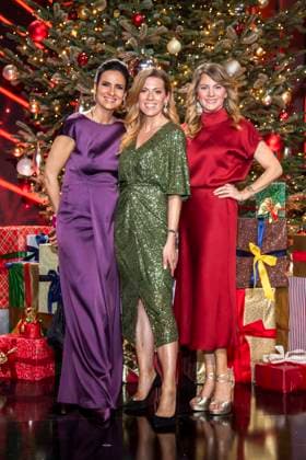 ABBleipzig Maja Weber, Nele Kiper and Louise Bär Baer in front of the Christmas tree on stage Participants Guest at the 31 Jose Carreras Gala in the Media City Leipzig, on 10 12 25 Saxony Germany