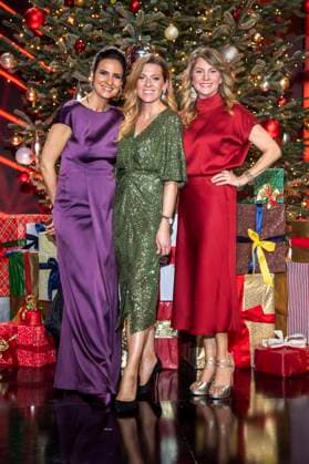 ABBleipzig Maja Weber, Nele Kiper and Louise Bär Baer in front of the Christmas tree on stage Participants Guest at the 31 Jose Carreras Gala in the Media City Leipzig, on 10 12 25 Saxony Germany