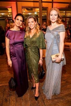 ABBleipzig Maja Weber, Nele Kiper and Barbara Meier on stage Participants Guest at the 31 Jose Carreras Gala in the Media City Leipzig, on 10 12 25 Saxony Germany