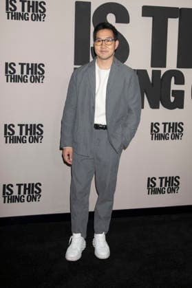 Alex Wong at the special screening of the movie Is This Thing On at the DGA Theater New York, 10 12 2025 Foto:xB.xHinex xFuturexImagex thing_5212