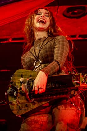 The Legendary Orchestra live at a concert in the ZAG Arena Hannover, 08 12 2025 Foto:xC.xSpeidelx xFuturexImagex legendary_5202