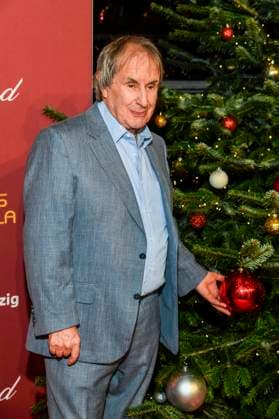 ABBleipzig Chris de Burgh Saenger on the red carpet at the 31 Jose Carreras Gala in the Media City Leipzig, on 10 12 25 Saxony Germany