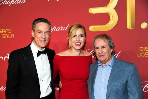 ABBleipzig Sven Lorig, Stephanie Müller Spirra presenters with Chris de Burgh Saenger on the red carpet at the 31 Jose Carreras Gala in the Media City Leipzig, on 10 12 25 Saxony Germany
