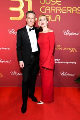 ABBleipzig Sven Lorig, Stephanie Müller Spirra presenters as guests on the red carpet at the 31 Jose Carreras Gala at Media City Leipzig, on 10 12 25 Saxony Germany