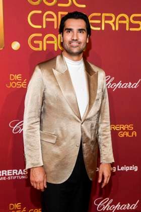 ABBleipzig Jonathan Tetelman Saenger on the red carpet at the 31 Jose Carreras Gala at Media City Leipzig, on 10 12 25 Saxony Germany