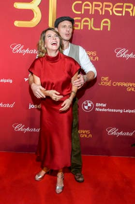 ABBleipzig Luise Bähr and Hendrik Duryn Actors on the red carpet at the 31 Jose Carreras Gala at Media City Leipzig, on 10 12 25 Saxony Germany