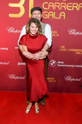 ABBleipzig Luise Bähr and Hendrik Duryn Actors on the red carpet at the 31 Jose Carreras Gala at Media City Leipzig, on 10 12 25 Saxony Germany