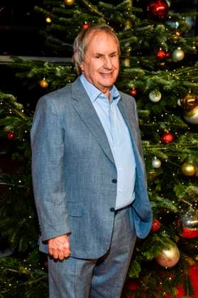 ABBleipzig Chris de Burgh Saenger on the red carpet at the 31 Jose Carreras Gala at Media City Leipzig, on 10 12 25 Saxony Germany