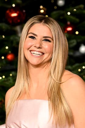 ABBleipzig Beatrice Egli singer on the red carpet at the 31 Jose Carreras Gala in the Media City Leipzig, on 10 12 25 Saxony Germany