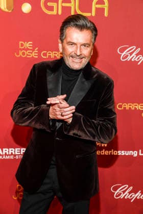 ABBleipzig Thomas Anders Saenger on the red carpet at the 31 Jose Carreras Gala in the Media City Leipzig, on 10 12 25 Saxony Germany
