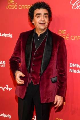 ABBleipzig Rolando Villazon Saenger on the red carpet at the 31 Jose Carreras Gala in the Media City Leipzig, on 10 12 25 Saxony Germany