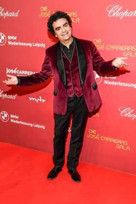 ABBleipzig Rolando Villazon Saenger on the red carpet at the 31 Jose Carreras Gala in the Media City Leipzig, on 10 12 25 Saxony Germany