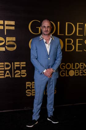 Golden Globes Gala at Red Sea Film Festival - Jeddah Darren Aronofsky attends the Golden Globes Gala Dinner, as part of the 5th edition of the Red Sea Film Festival in Jeddah, Saudi Arabia, on December 10, 2025. Photo by Balkis Press ABACAPRESS.COM Jeddah Saudi Arabia  Copyright: xBalkisxPress ABACAx