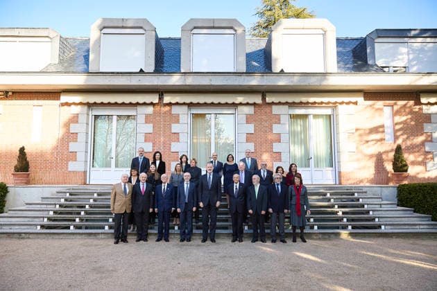 The King receives the OCU Council for its 50th Anniversary The King, Felipe VI, receives at the Zarzuela Palace a representation of the new Council of the Organization of Consumers and Users OCU, on the occasion of its 50th anniversary, on December 11, 2025, in Madrid Spain 11 DECEMBER 2025 Jesús Hellí Espana  Copyright: xJesusxHellinx 7162902