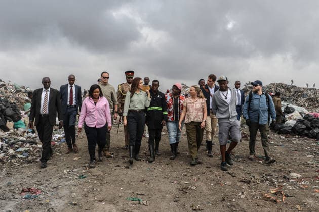 Queen Mary of Denmark in Kenya NAIROBI, KENYA - DECEMBER 11: Queen Mary of Denmark inspects the Dandora dumpsite in eastern Nairobi, Kenya, which receives around 2,000 tons of waste daily, as part of her trip to the country and receives a briefing from officials about the site, on December 11, 2025. James Kamau Anadolu Nairobi Kenya. Editorial use only. Please get in touch for any other usage.  Copyright: x2025xAnadoluxJamesxKamaux
