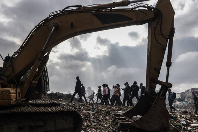 Queen Mary of Denmark in Kenya NAIROBI, KENYA - DECEMBER 11: Queen Mary of Denmark inspects the Dandora dumpsite in eastern Nairobi, Kenya, which receives around 2,000 tons of waste daily, as part of her trip to the country and receives a briefing from officials about the site, on December 11, 2025. James Kamau Anadolu Nairobi Kenya. Editorial use only. Please get in touch for any other usage.  Copyright: x2025xAnadoluxJamesxKamaux