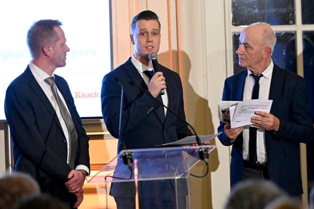 King Philippe attends the Belgodyssée awards 2025 BRUSSELS, BELGIUM - DECEMBER 11 : King Philippe attends the Belgodyssée awards 2025 ceremony. This competition, organised by the Prince Philippe Fund in partnership with RTBF, VRT, Éditions de l Avenir and Knack, and supported by the Prime Minister s Office and Brussels Airlines, brings together pairs of journalism students every year . Pictured Maxime Verhaert on December 11, 2025 in Brussels, Belgium, 11 12 2025 Brussels Belgium  Copyright: xDidierxLebrunx